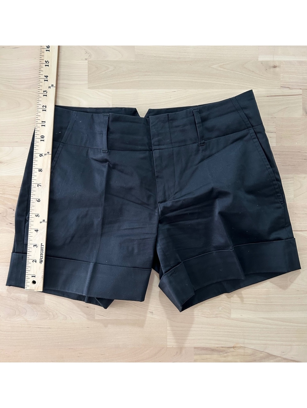 Club Monaco Black Tailored Cuffed Shorts with Back Cinch - Size 2
